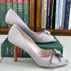 NWOT Linea Paolo Leather Snakeskin Peep Toe Buckle and Bow Old Money Pump Sz 8